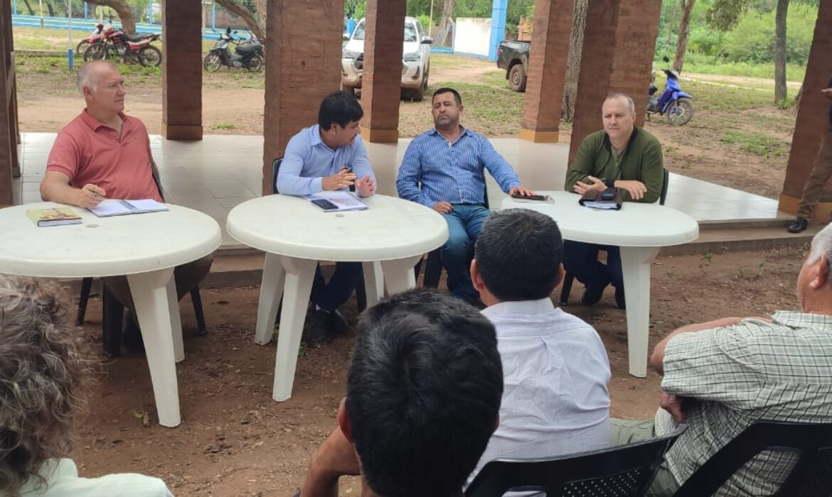 Reunión con el Intendente del Espinillo Dpto. General Güemes y Productores de la zona